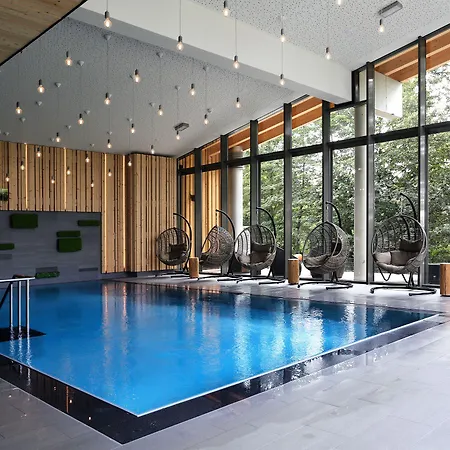Otel Konsum 4*